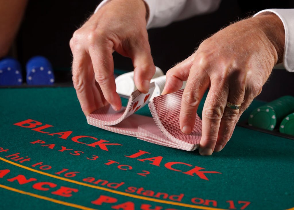 نصائح في المقامرة لتصبح لاعبًا محترفا في البلاك جاك والبوكر